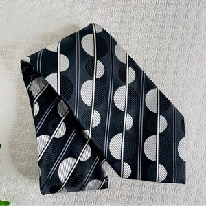 Steve Harvey Black and White Tie